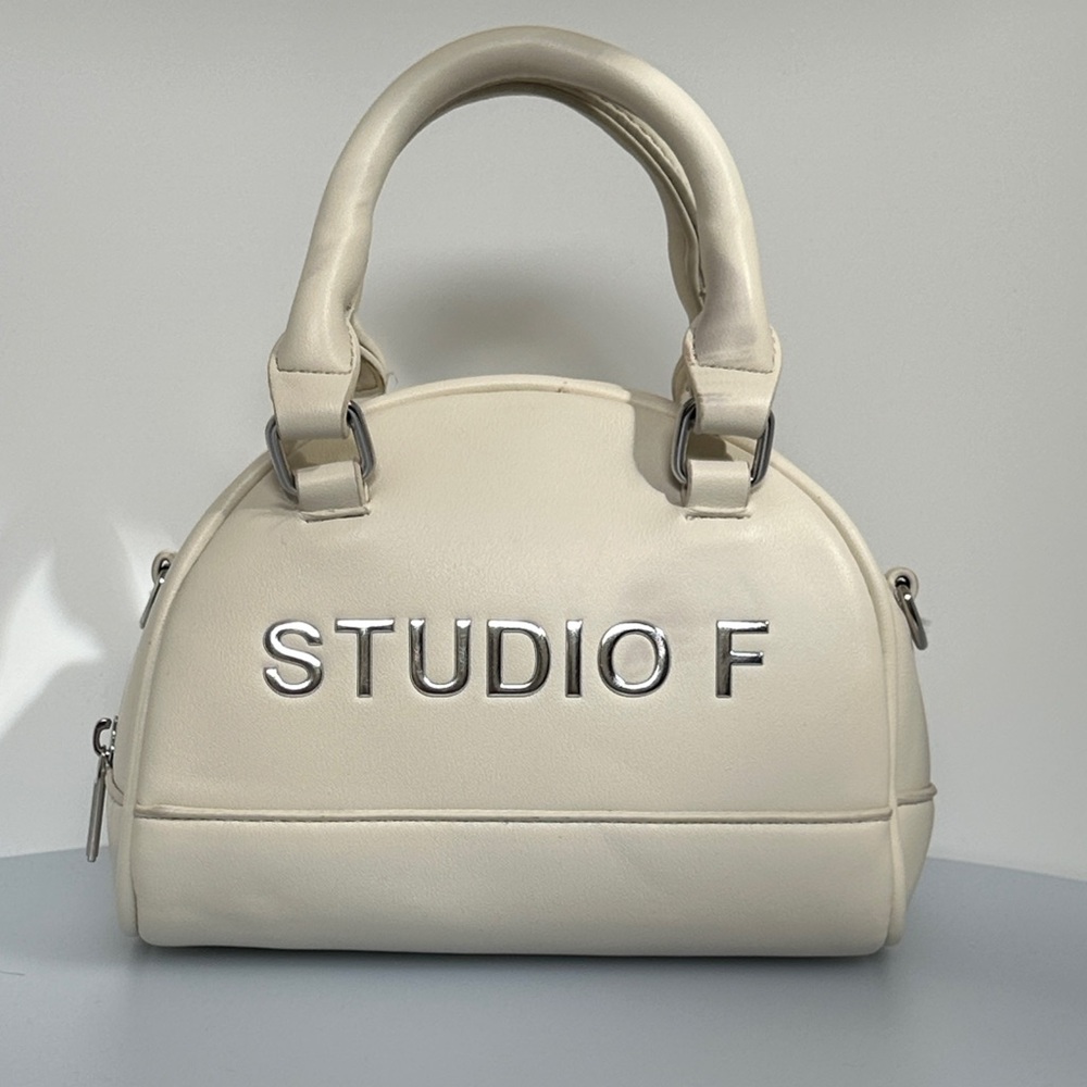Studio F Cream crossbody Bag